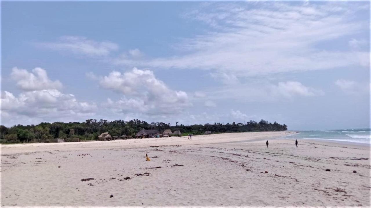 V-Szameitat Homes, Kongo River Diani Beach Exteriör bild